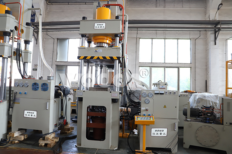 200噸四柱拉伸液壓機 200噸四柱拉伸液壓機