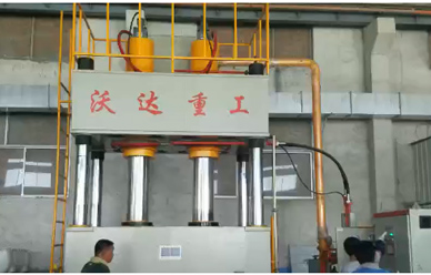 1200T化糞池模(mó)壓液壓機