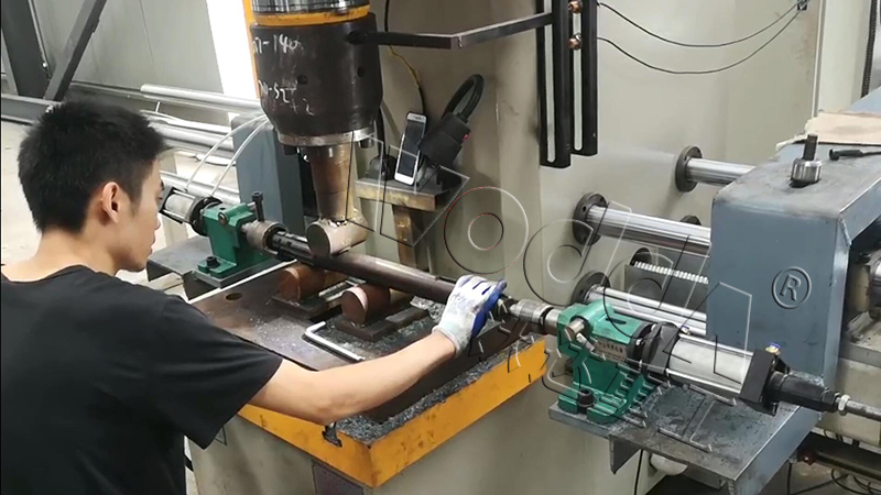 200噸校直機 200噸校直機