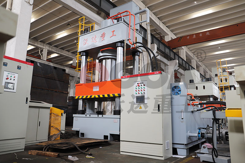 1000噸三梁四柱液壓機多少錢 1000噸三梁四柱液壓機多少錢