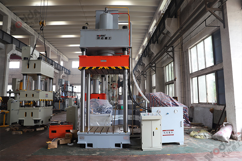 山東耐火材料液壓機廠家(耐火磚、石墨匣缽、坩埚)