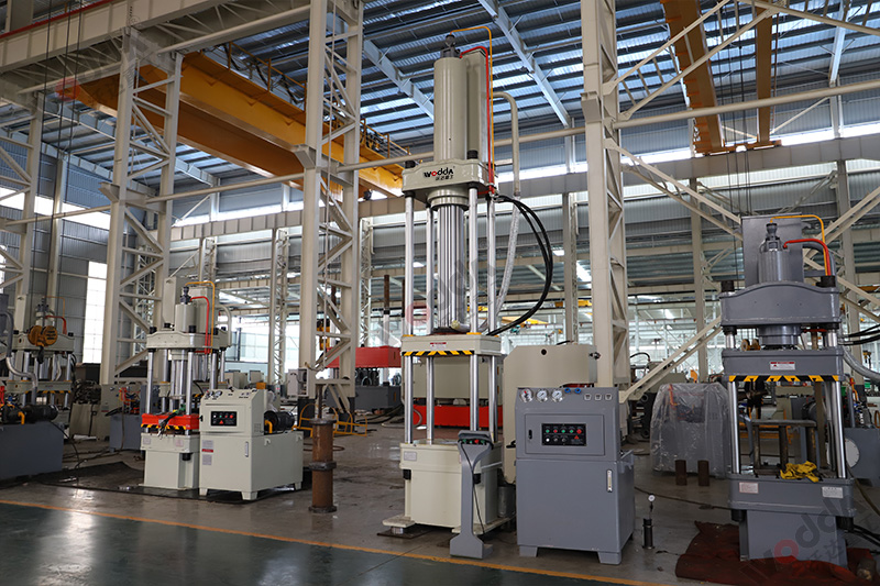 山東耐火材料液壓機廠家(耐火磚、石墨匣缽、坩埚)