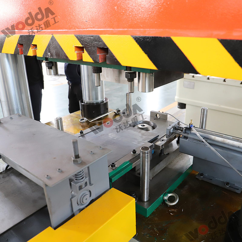 630噸錨杆托盤液壓機模具 630噸錨杆托盤液壓機模具