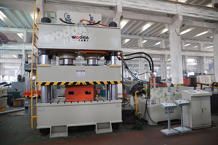 800噸雙缸四柱液壓機 800噸雙缸四柱液壓機