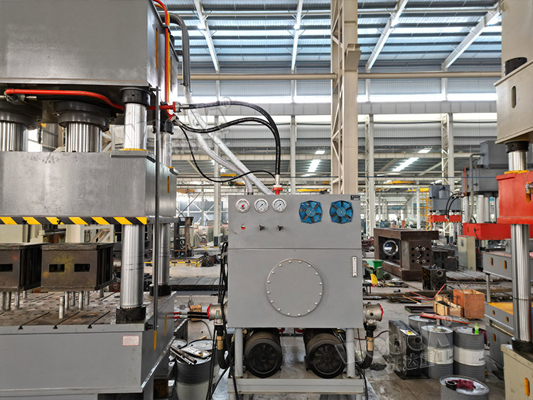 630噸拉伸機動力系統 630噸拉伸機動力系統