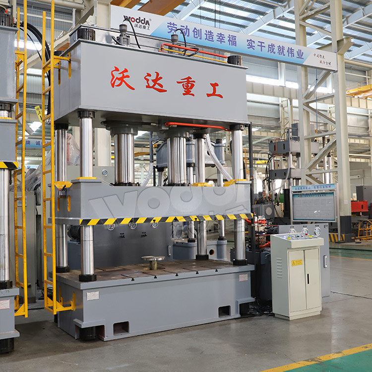 315噸複合材料成型液壓機 315噸複合材料成型液壓機