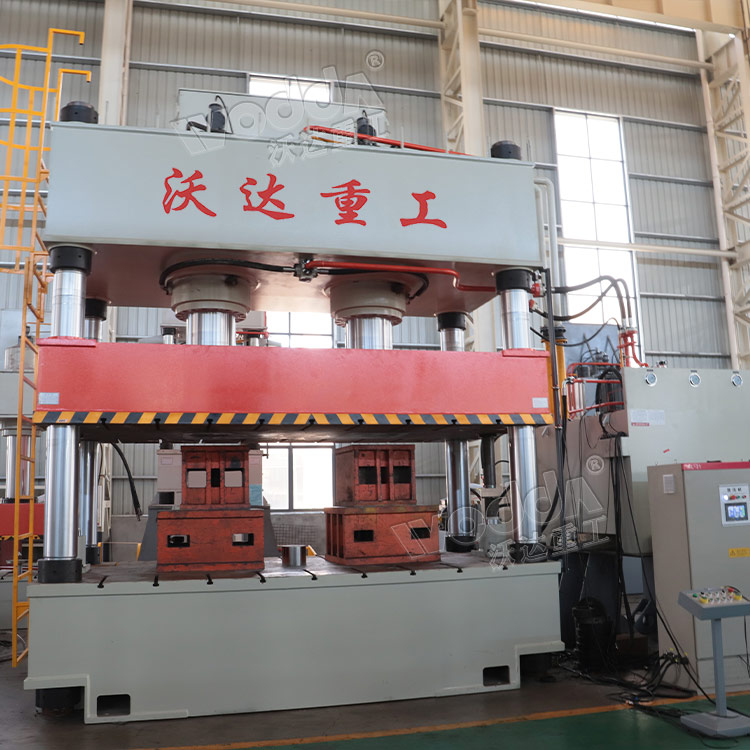 1000噸玻璃鋼水箱成型液壓機 1000噸玻璃鋼水箱成型液壓機