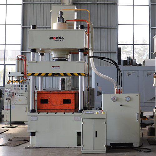 200噸液壓機(jī)_200噸壓力機