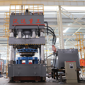 2500噸封頭(tou)拉伸液(ye)壓機_2500噸(dūn)四柱液(ye)壓機