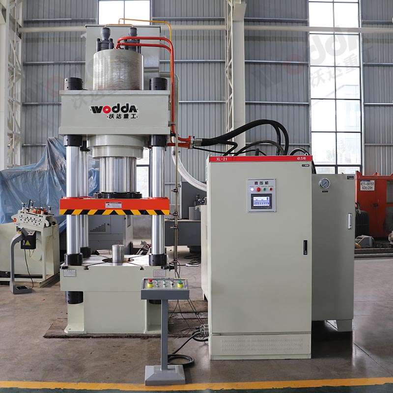 500噸伺(si)服液壓(yā)機_ 四柱(zhù)液壓機(ji)